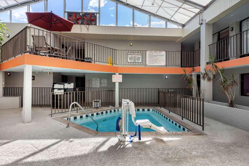Vettecity Hotel 볼링 그린 시설 사진